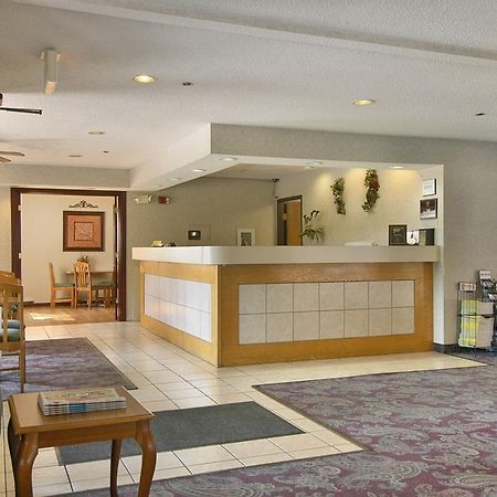 Baymont by Wyndham Muskegon Hotel Interiør billede